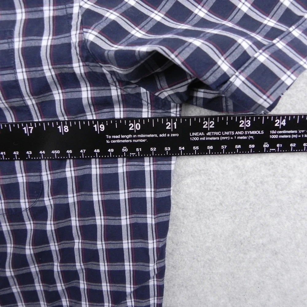 Banana Republic Shirt Mens Medium Standard Fit Button Up Blue Plaid Short Sleeve
